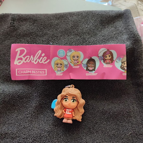Barbie Charm Besties closed ball new with figure keychains