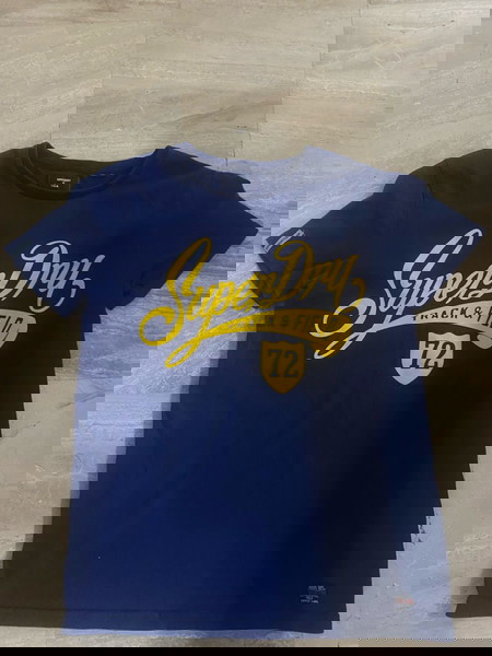  Superdry T-shirt