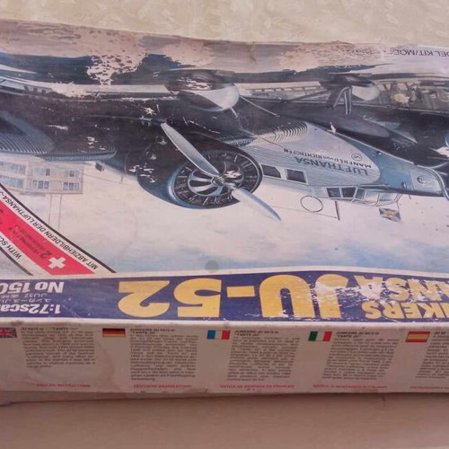 Junkers Ju-52 Lufthansa 1:72 Italeri 150 like new