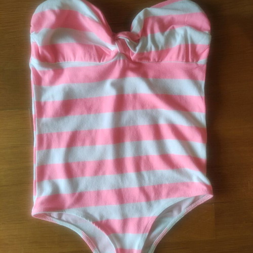 Strapless bodysuit vintage 2000s Bershka, like new, size S-M, white and pink