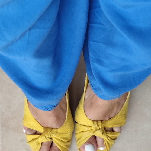 Elite yellow platform shoes size 39 like new