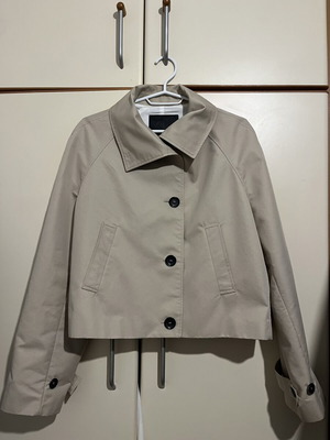 Zara μπεζ cropped καμπαρντίνα σαν καινούργιο, μέγεθος M