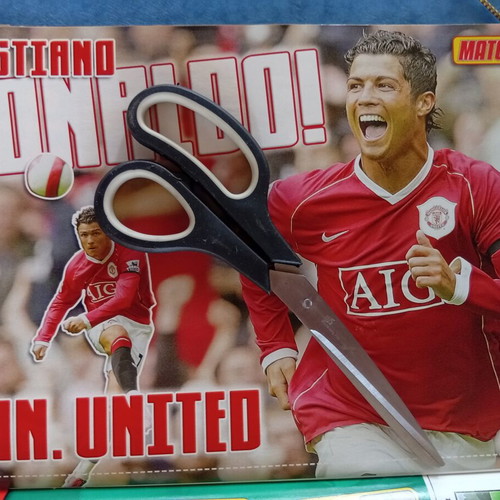 Match Football Magazine issue 3-9/10/2006 like new with Chelsea posters
