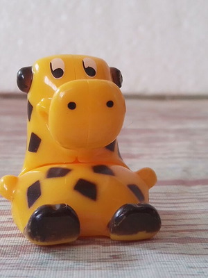 Mini giraffe figure like new