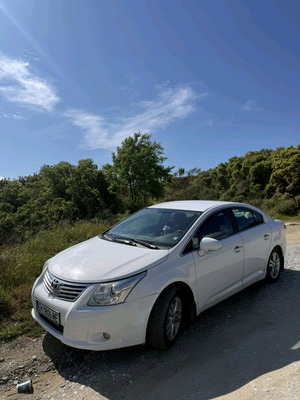 Toyota Avensis T27 2.0 D4D diesel σαν καινούργιο, σεντάν, χειροκίνητο κιβώτιο