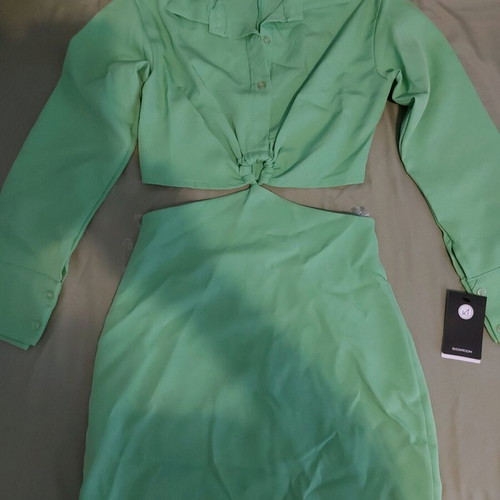 Dress with waist cutouts new, one size (small)