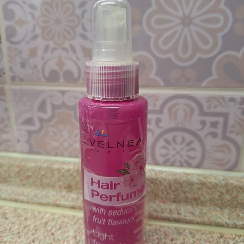 Velnea Hair Spray 100ml new