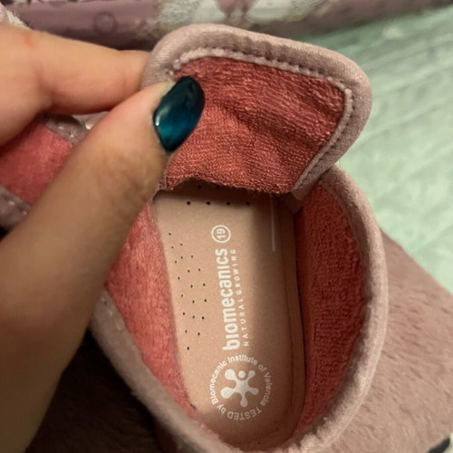 Biomecanics baby slipper size 19 pink new