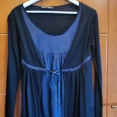 Heel blouse with satin fabric like new, black-blue, size L