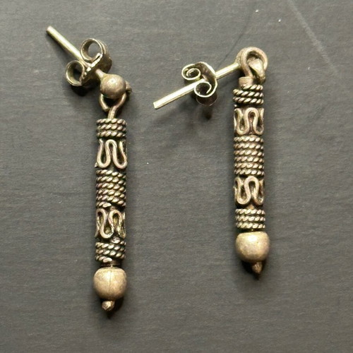 Silver 925 Earrings like new, 3.7 grams
