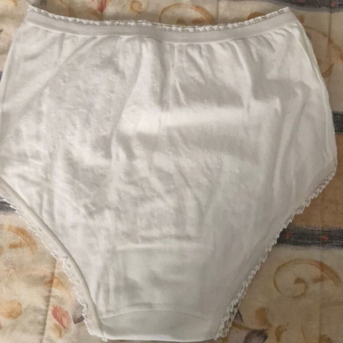 Lingerie set size 58 new, pack of 4, white