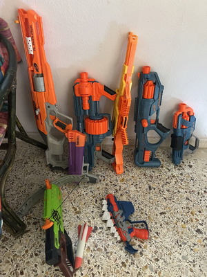 Nerf lot of toy blasters