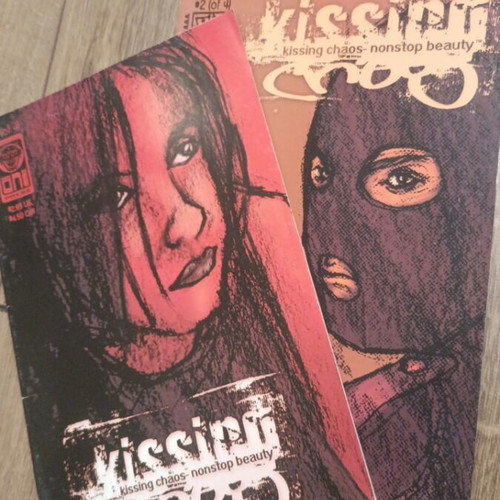 Kissing Chaos Nonstop Beauty Comics issues 1 and 2 like new