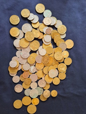 Coins used, pack of 210, Greek and international