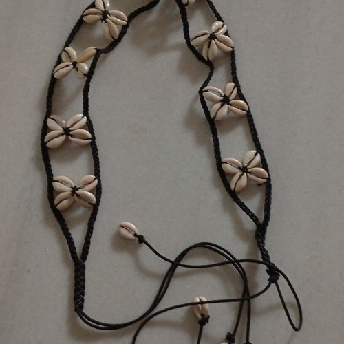 Handmade boho belt with real shells macrame style, like new