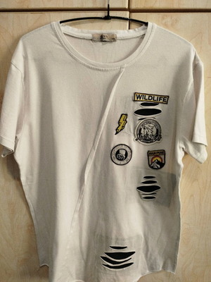 Gus unisex t-shirt L-XL like new, white and black