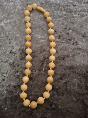 Necklace used