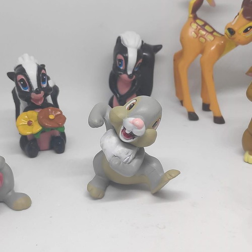 Bambi Disney figure set like new, 7 pieces