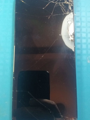 Realme Note 50 parts used, missing external volume buttons