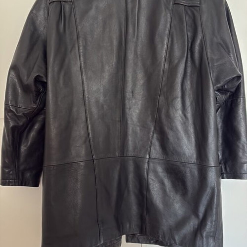 Leather coat size M used, black with batwing sleeves