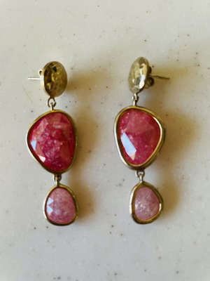Oxette silver earrings with pink quartz crystals