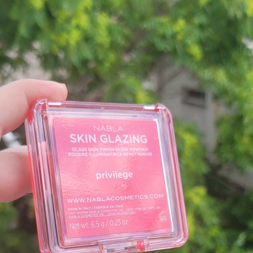 Nabla Skin Glazing Privilege highlighter like new