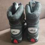 Moorhead kids boots size 34 in excellent condition, waterproof, warm