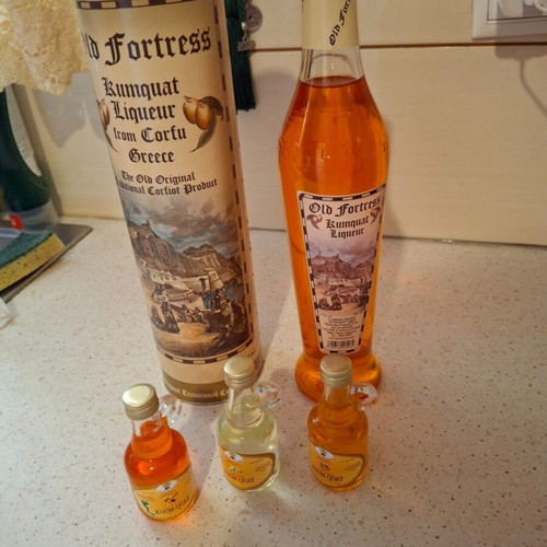 Old Fortress Kumquat Liqueur set from Corfu with large bottle and 3 miniatures