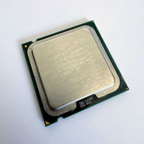 Intel CPU Core 2 Quad 2.40 GHz used quad-core processor for Socket 775