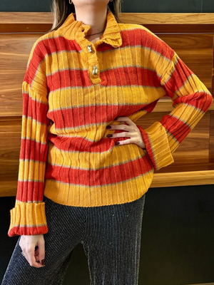 Iraida sweater orange, like new, one size with gold buttons