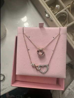 Swarovski μενταγιόν καινούργιο, χρυσαφί χρώμα