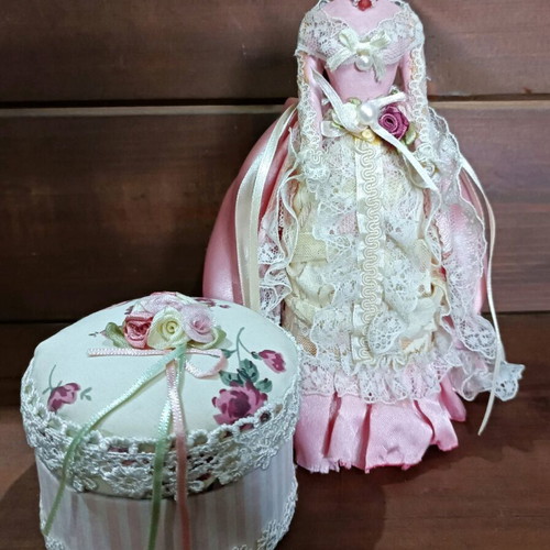 Set of jewelry box and vintage lady new