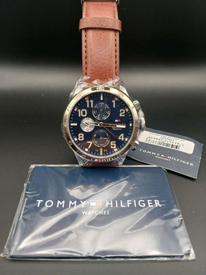 Tommy Hilfiger 1791137 ανδρικό ρολόι με μπλε καντράν και καφέ δερμάτινο λουράκι