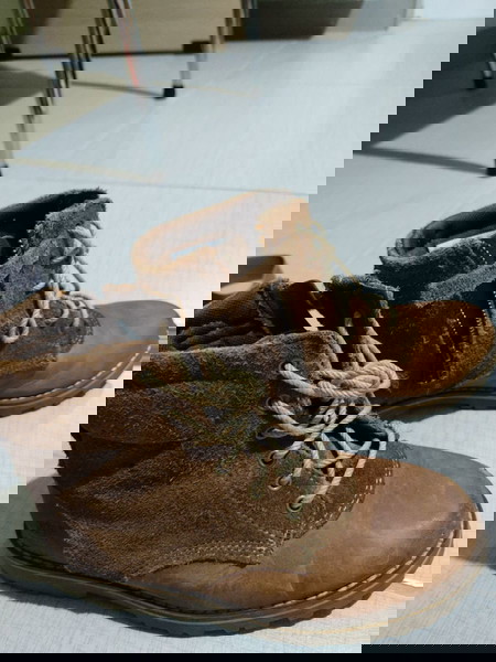 Παιδικά δερμάτινα μποτάκια Timberland