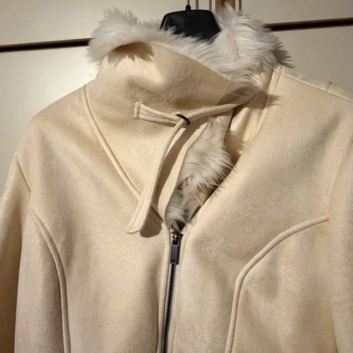 White jacket with synthetic fur like new, size L