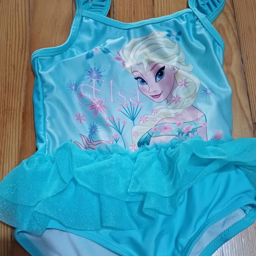Children's swimsuits used, pack of 8, size 1-1.5 years