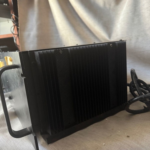 Cerwin-Vega A-400 Vintage Power Amplifier Like New