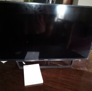 SONY Bravia KDL-40 RD 45 TV
