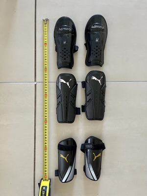 Shin guards used, 3 pairs (two 20 cm, one 15 cm)