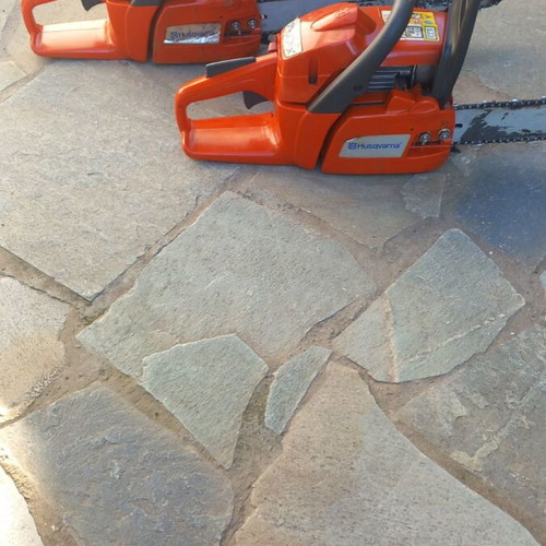 Hosbarna chainsaws like new, set of two