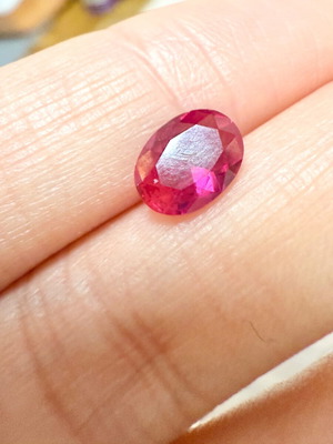 Ruby stone 6x8mm new, cultivated, pinky red