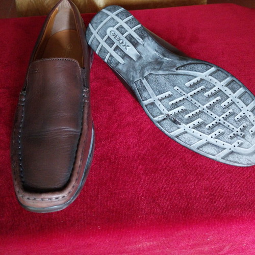 Geox leather men's moccasins size 43 like new, brown