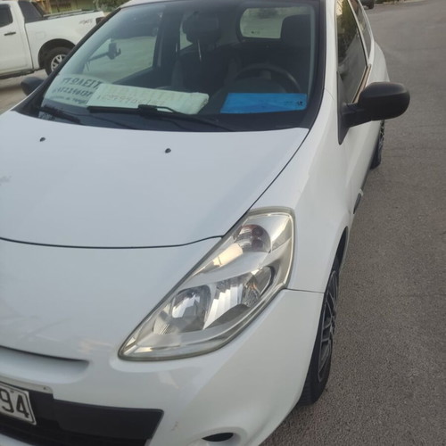 Renault Clio diesel car 2009, manual, like new, 112000 km