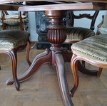 Dining round table used, extendable with 2 extensions