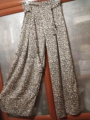 Παντελόνια φαρδιά τύπου σατεν animal print καινούργια, one size
