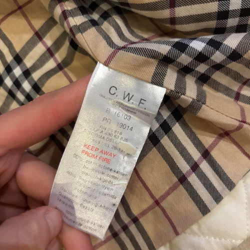 Burberry vintage kids jacket like new, size 14, beige
