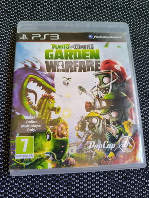 Plants vs. Zombies Garden Warfare PS3 game used