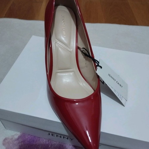 Jenny Fairy red patent leather pumps new, size 38