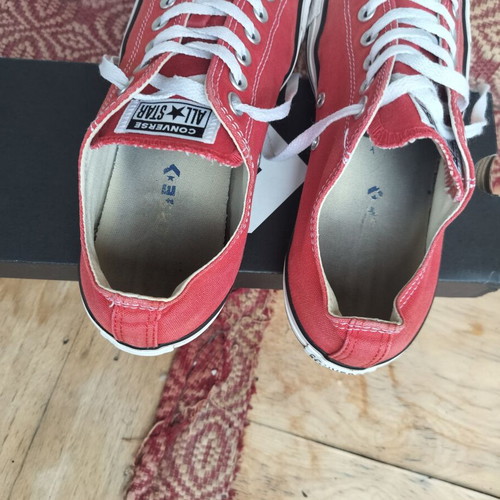 Converse Chuck Taylor All Star low red sneakers used, size 44