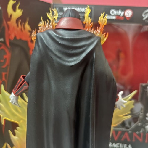Dracula Castlevania PVC Diorama GameStop Exclusive like new
